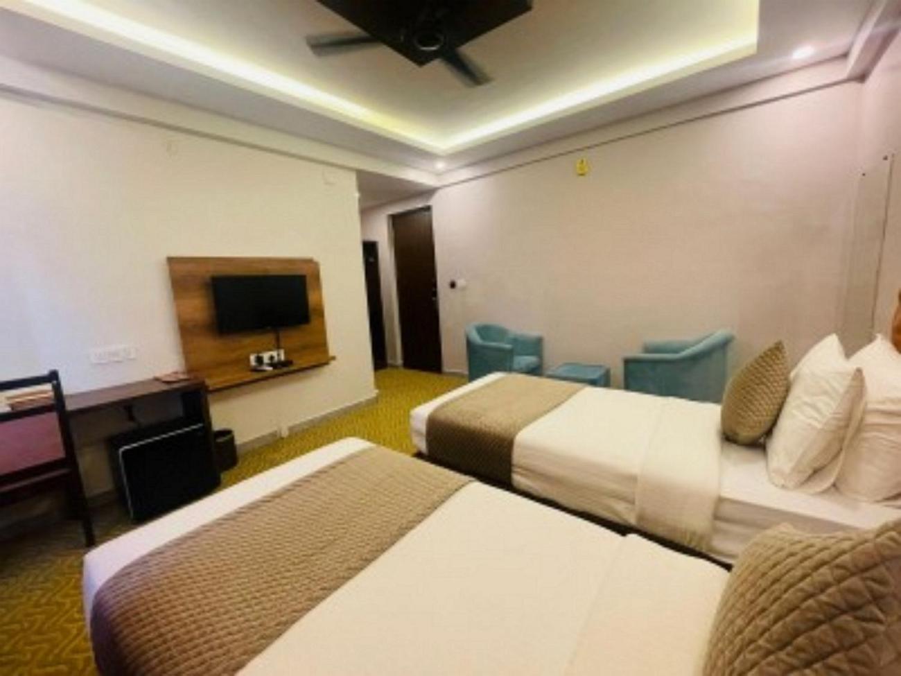 Vovo Hotels Yelahanka Zewnętrze zdjęcie