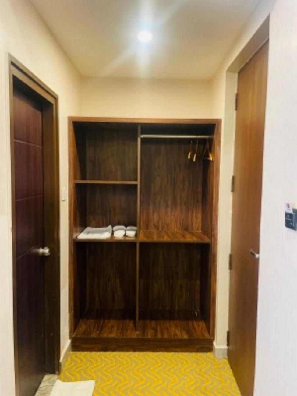 Vovo Hotels Yelahanka Zewnętrze zdjęcie